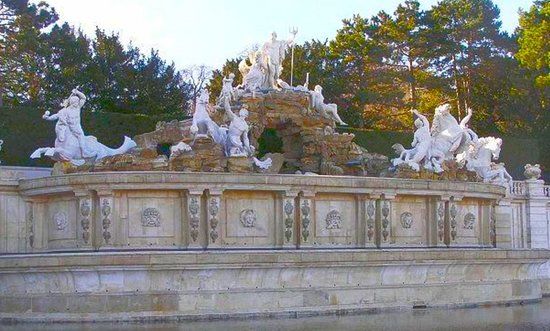 Neptune Fountain